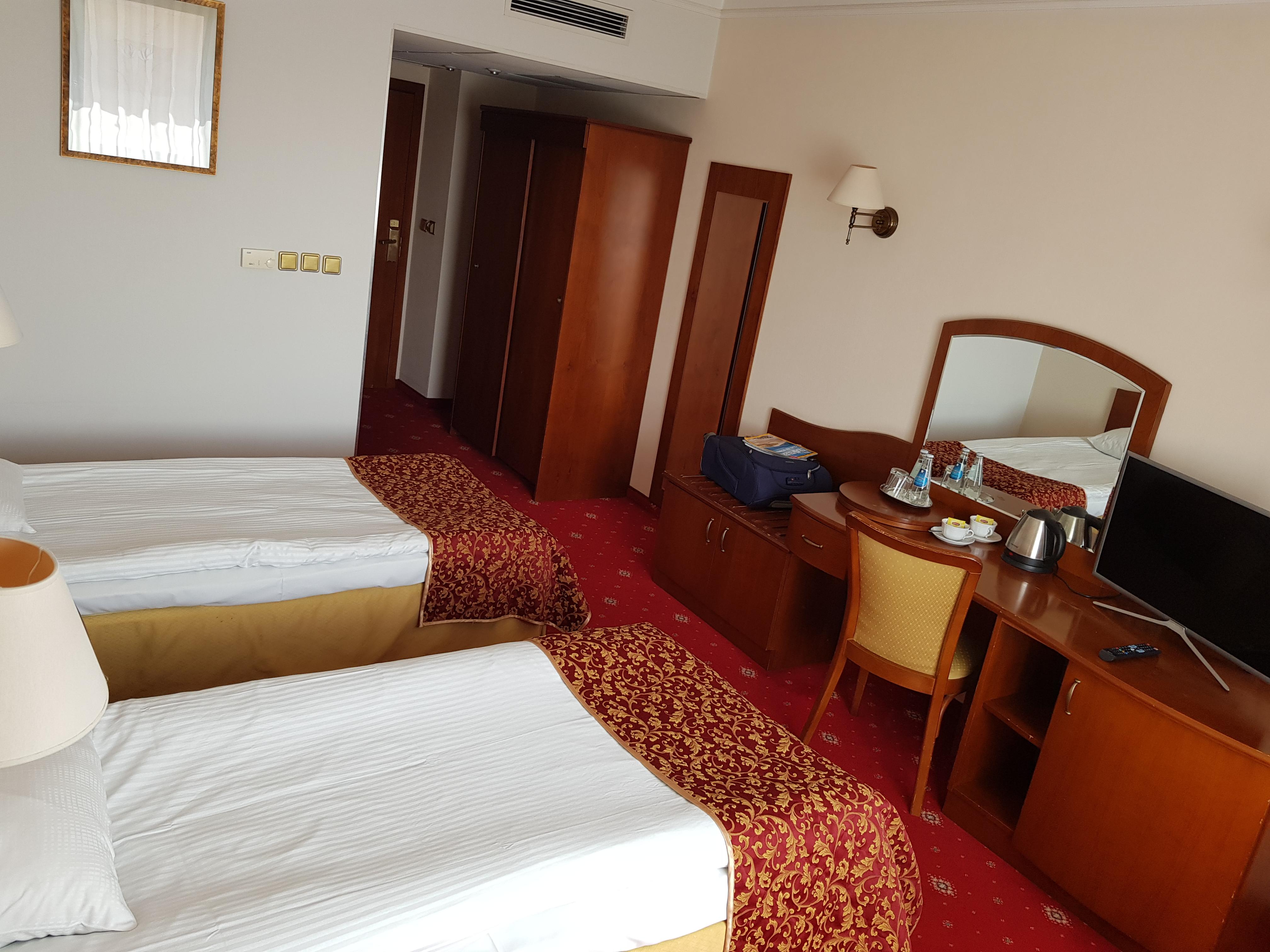 Hotel Sympozjum & Spa Красков Екстериор снимка
